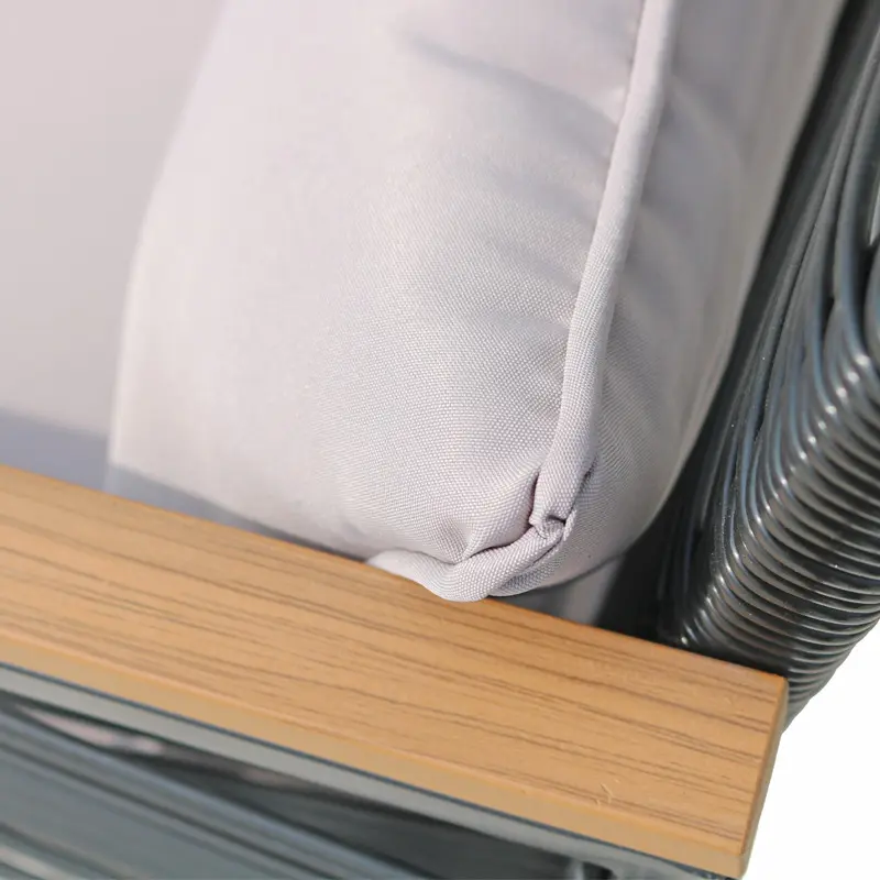 swing chair detail6pp