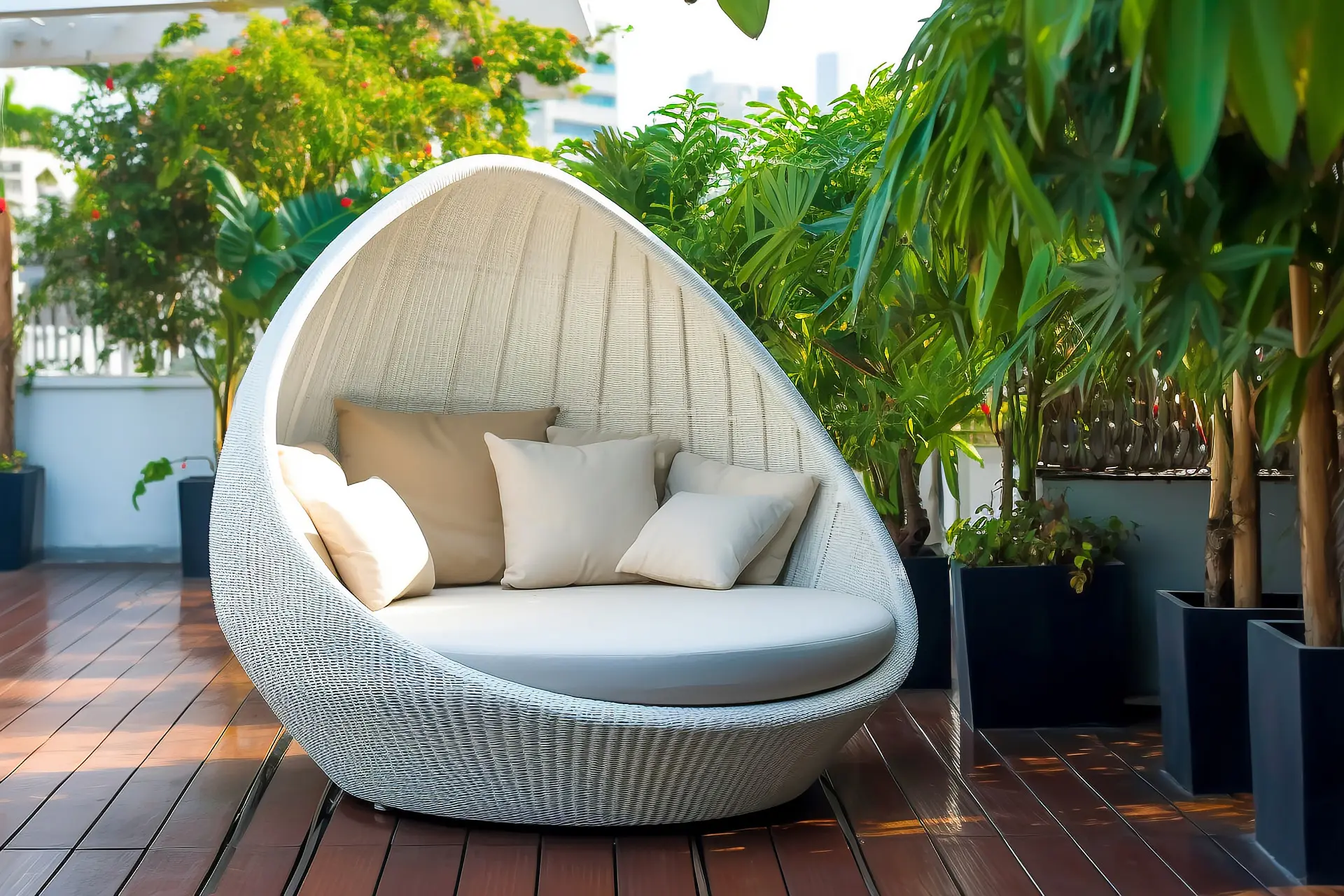 outdoor lounge chair